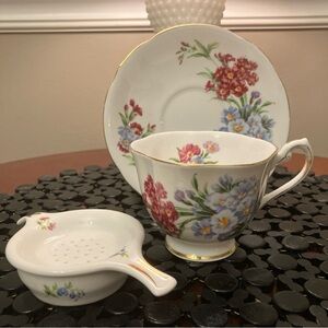 Vintage Princess Louise Teacup & Saucer w/ Princess Royal tea strainer perfect